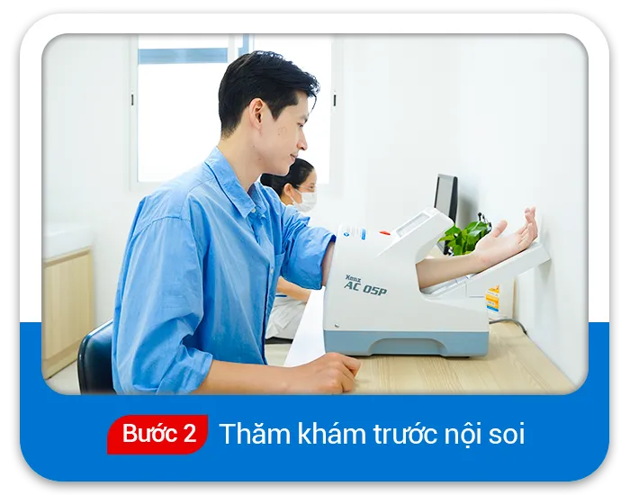 Bước 2 - Thăm khám trước nội soi tại TOMEC