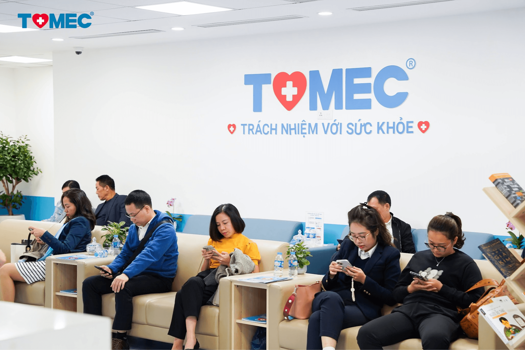 Khách hàng đăng ký gói khám sức Chuyên sâu tại Tomec