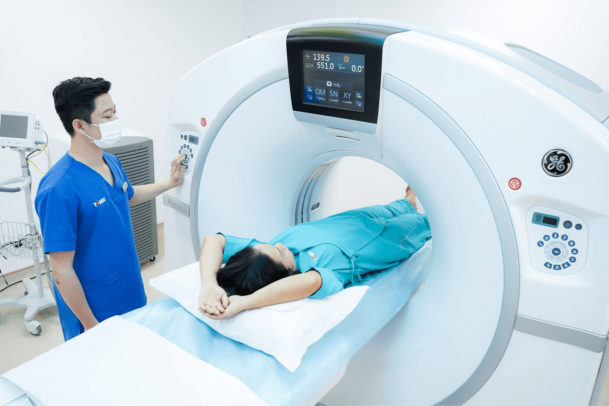 Máy chụp CT 128 lát cắt Revolution EVO (Mỹ)